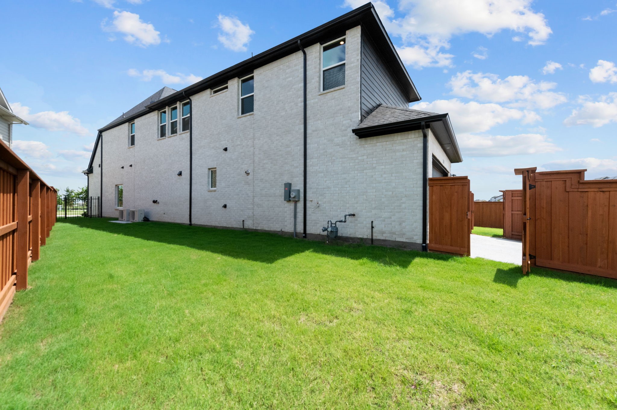 3541 wardie Place