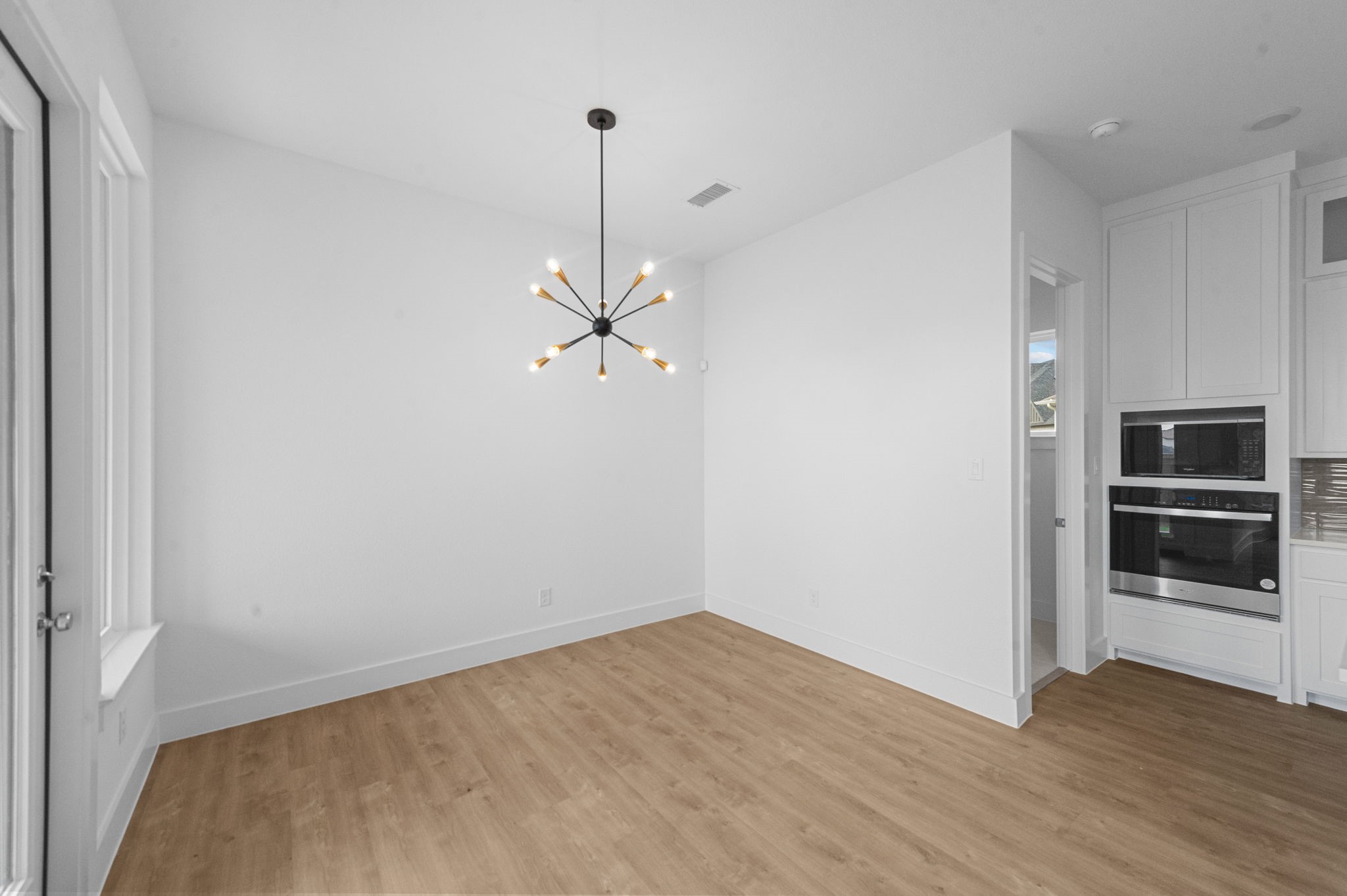 3541 wardie Place
