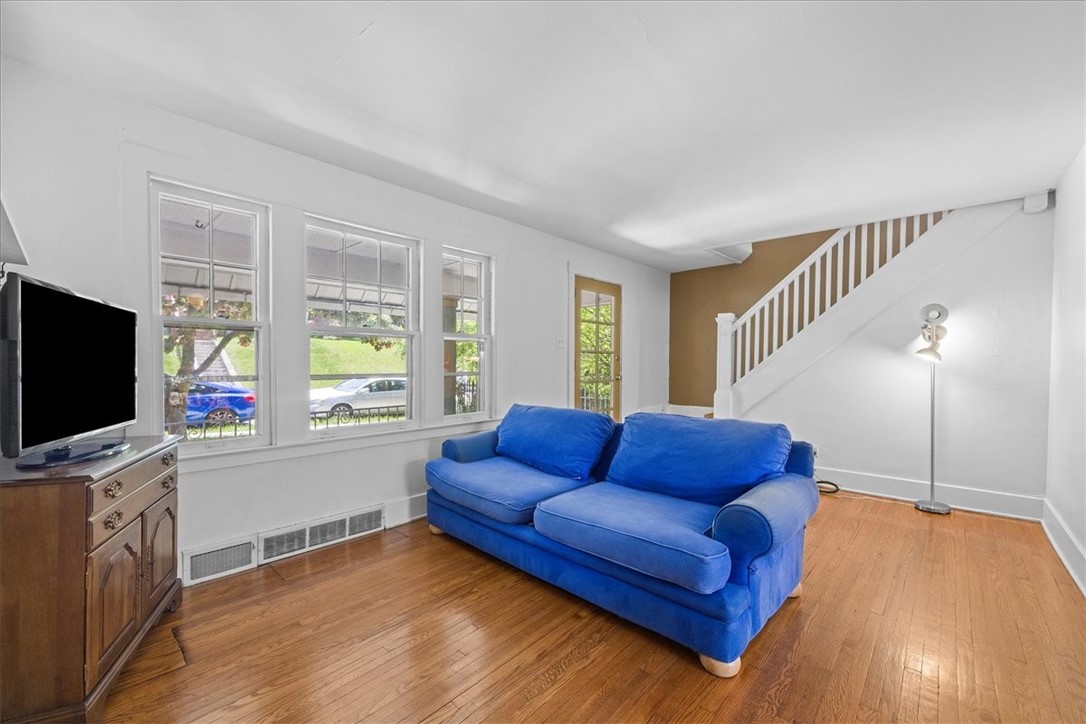 6307 Alderson Street