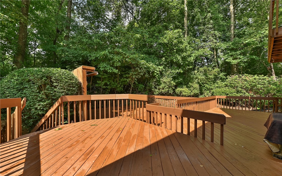 4255 Laurel Ridge Drive