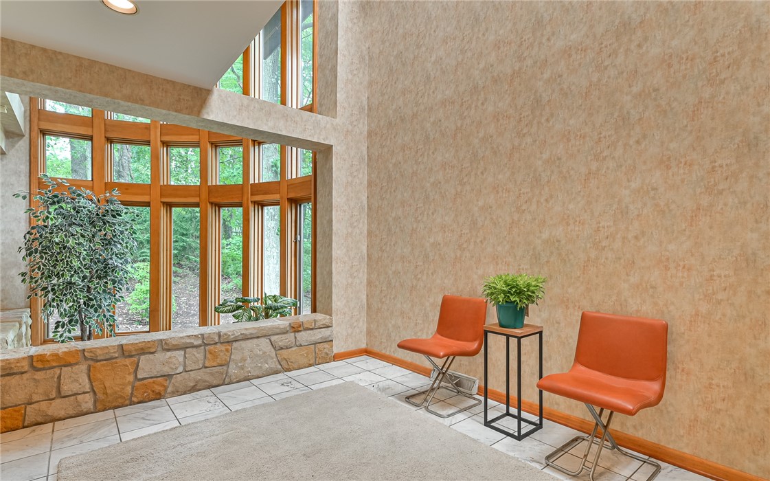 4255 Laurel Ridge Drive