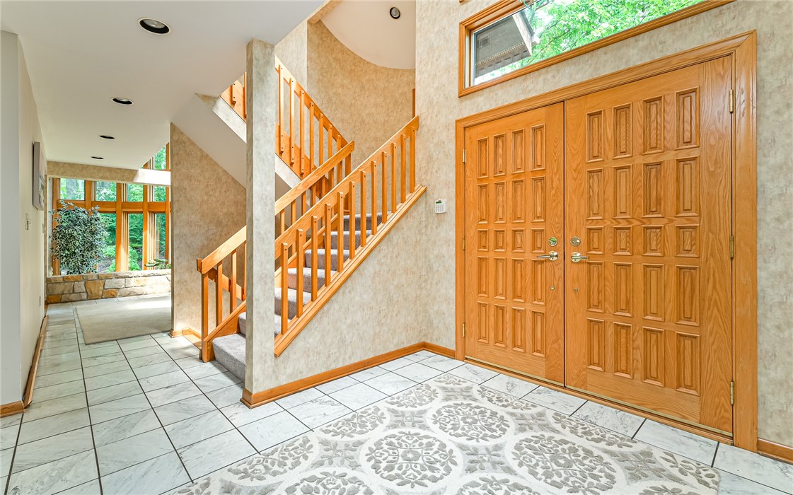 4255 Laurel Ridge Drive