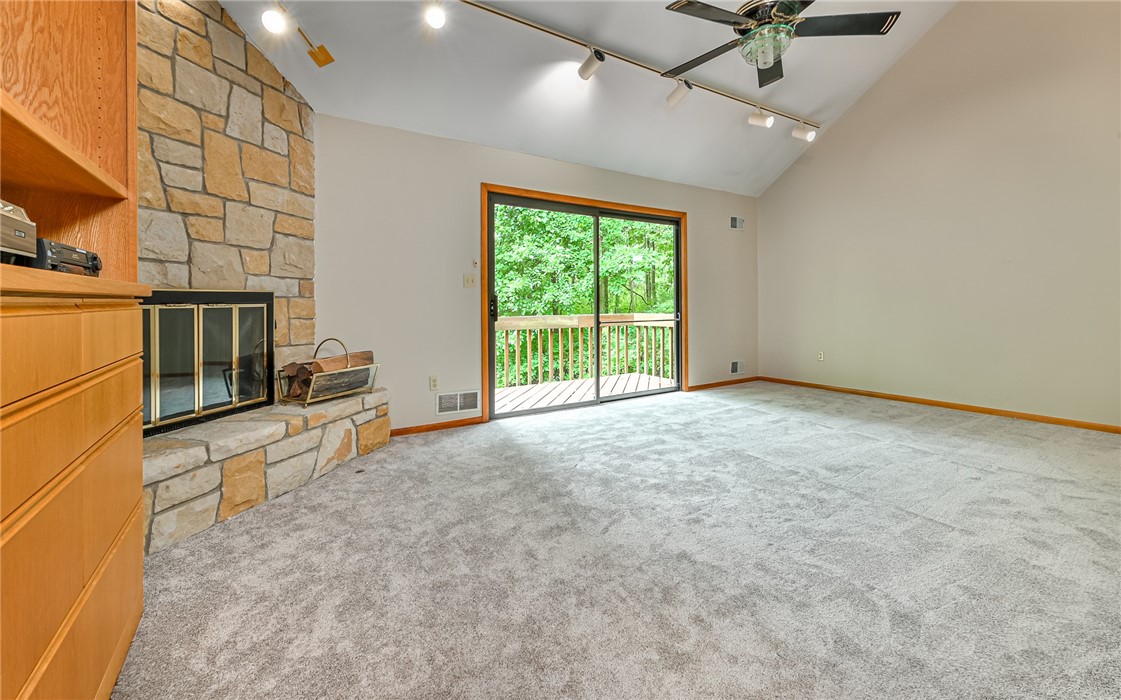 4255 Laurel Ridge Drive