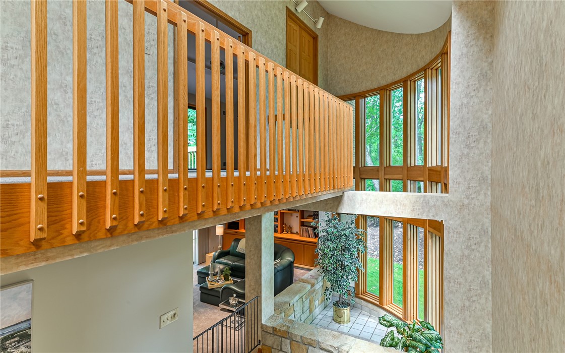 4255 Laurel Ridge Drive