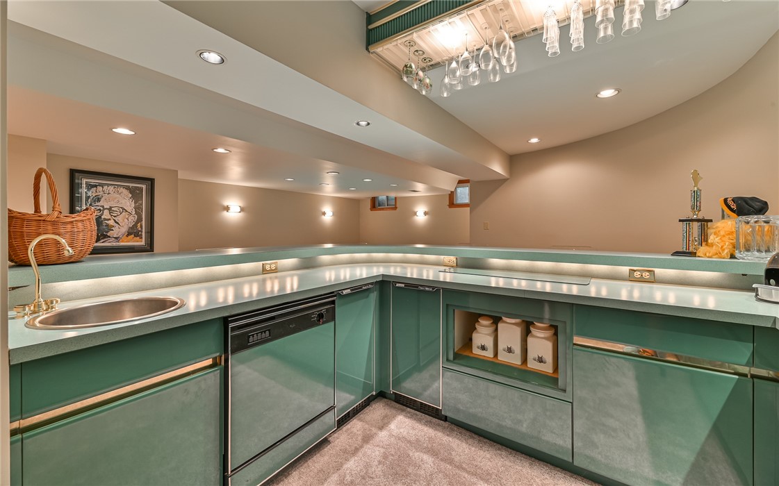 4255 Laurel Ridge Drive