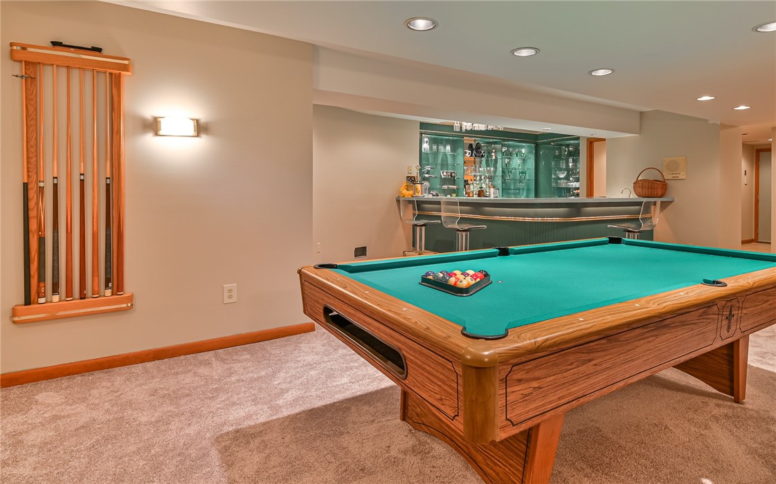 4255 Laurel Ridge Drive