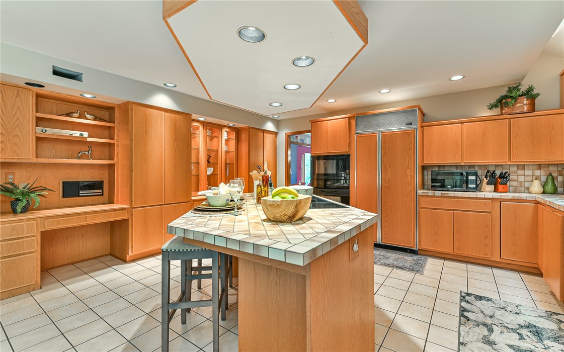 4255 Laurel Ridge Drive