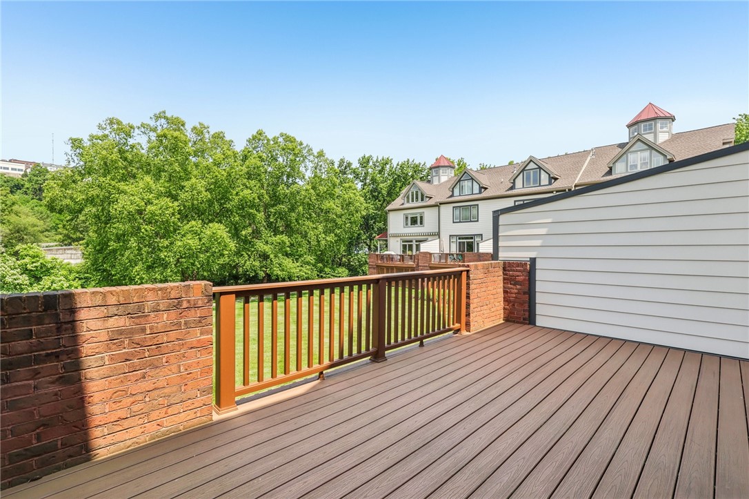 33 Waterfront Drive