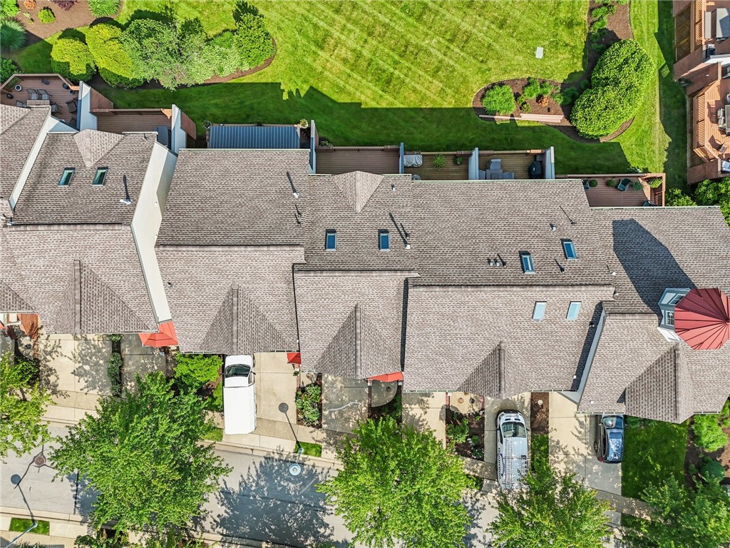 33 Waterfront Drive