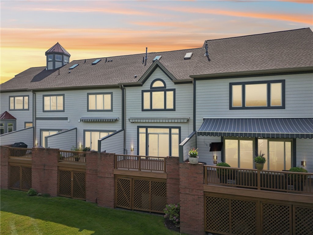33 Waterfront Drive