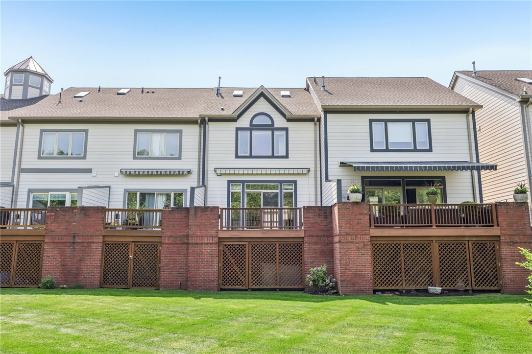 33 Waterfront Drive