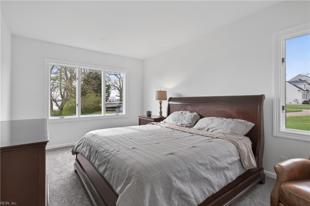 118 Sleepy Point WAY