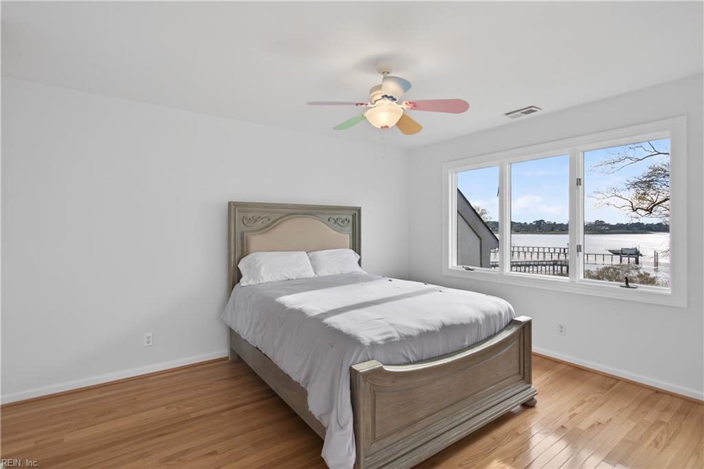 118 Sleepy Point WAY