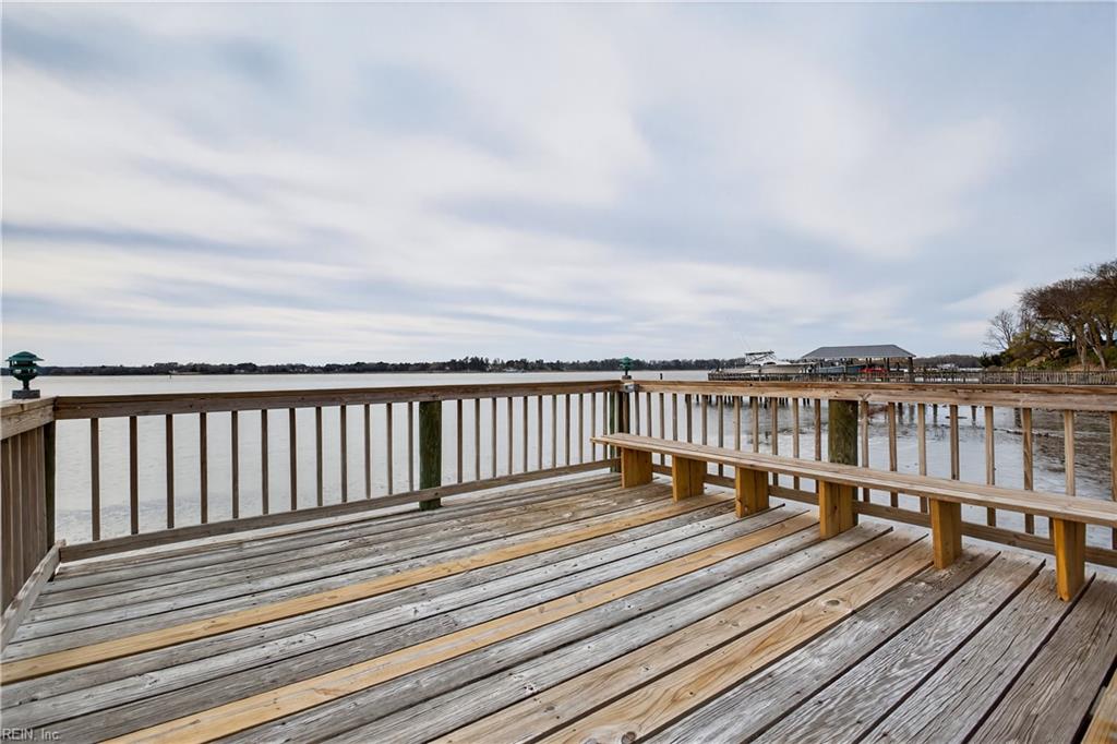 118 Sleepy Point WAY