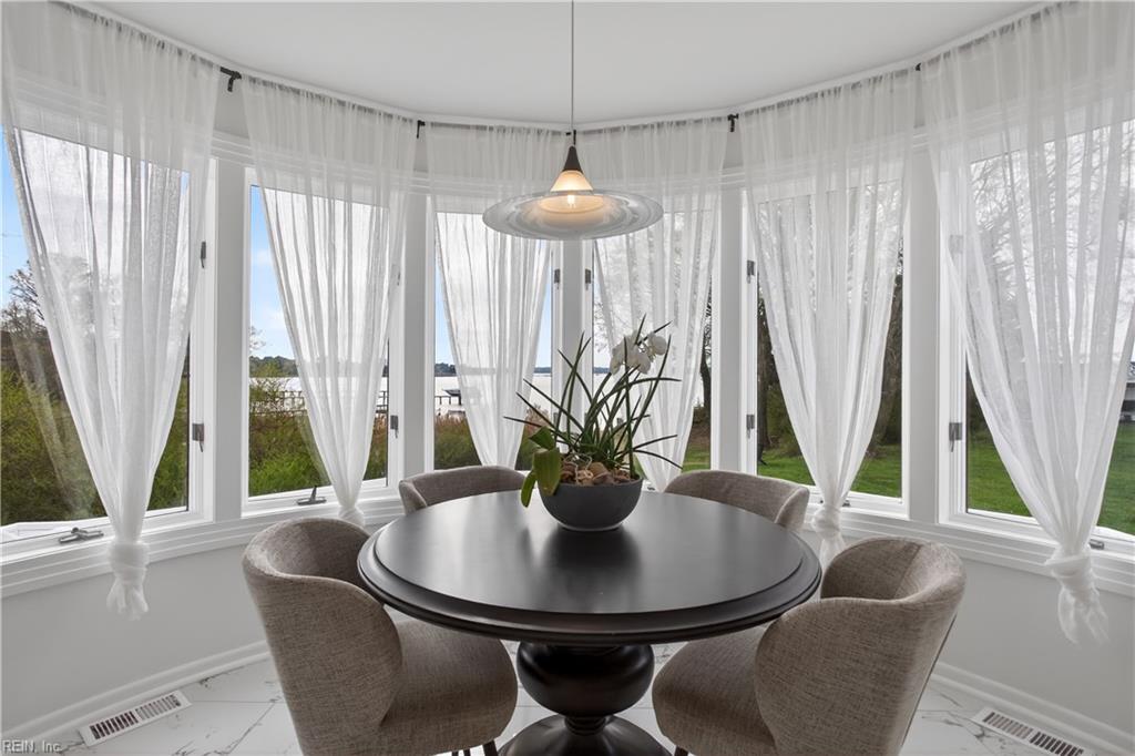 118 Sleepy Point WAY