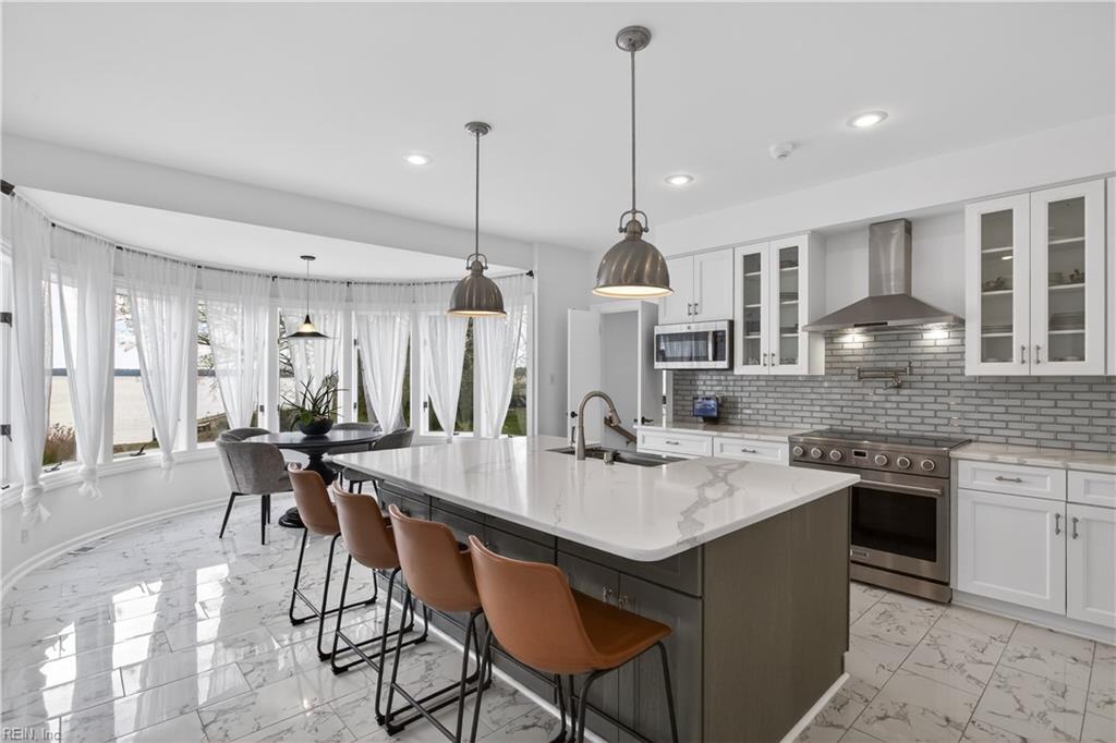 118 Sleepy Point WAY