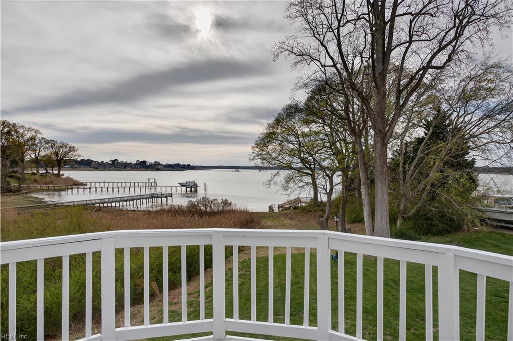 118 Sleepy Point WAY