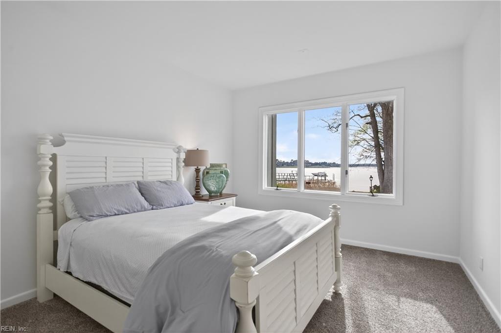 118 Sleepy Point WAY