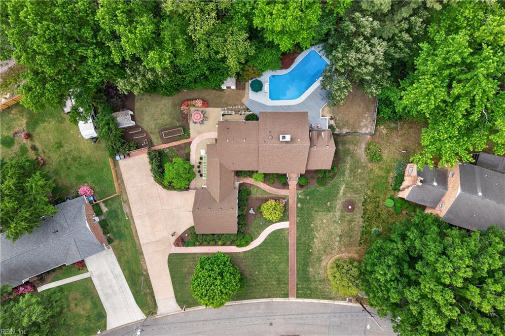 4141 Belvedere DR