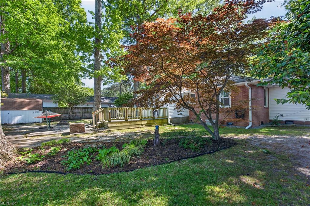 403 Mayflower RD