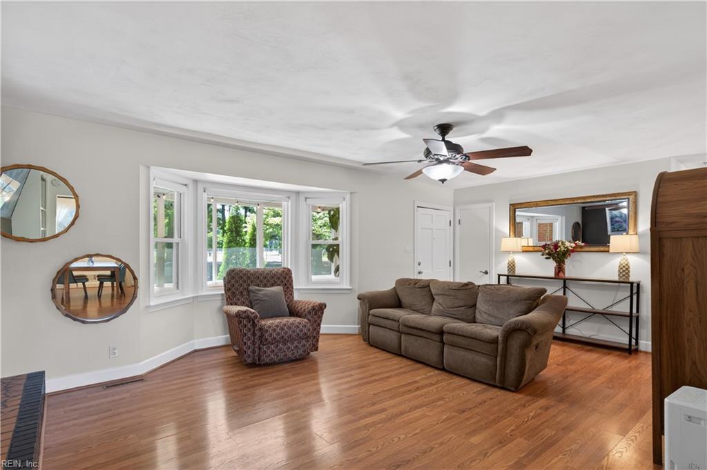 403 Mayflower RD