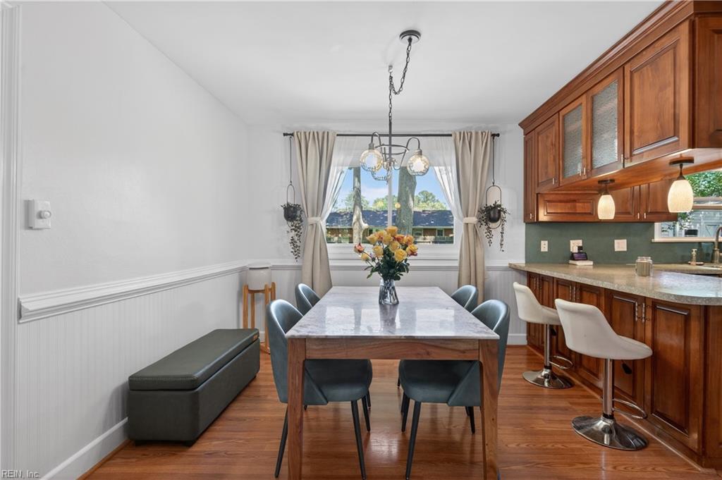 403 Mayflower RD