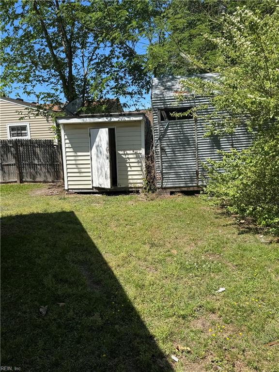 321 Beacon RD