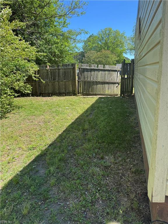 321 Beacon RD