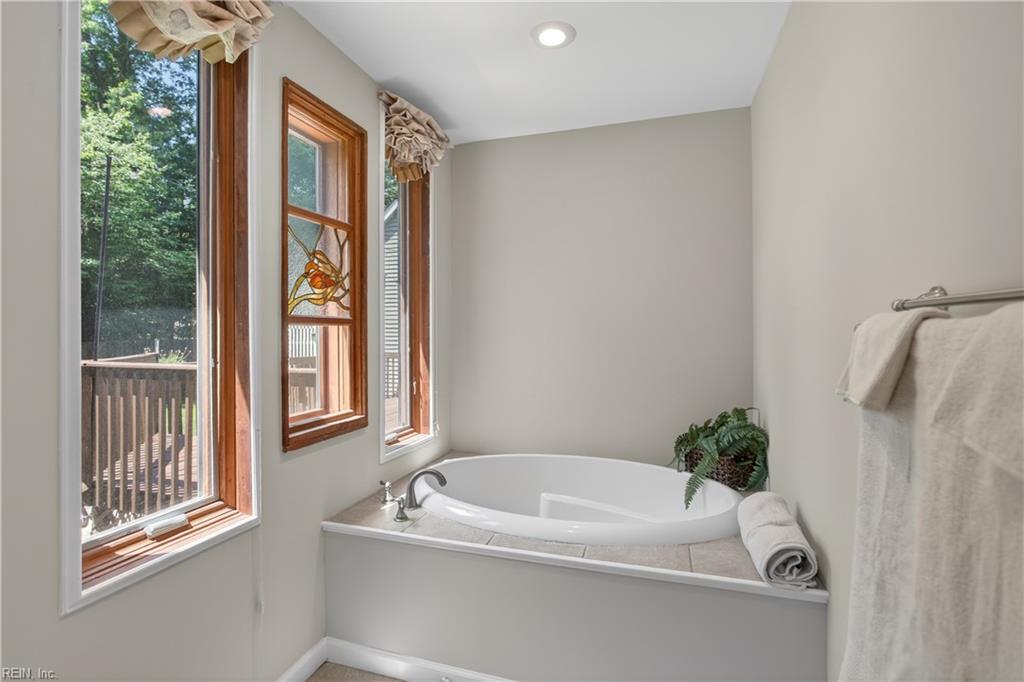 1605 Cornus CT
