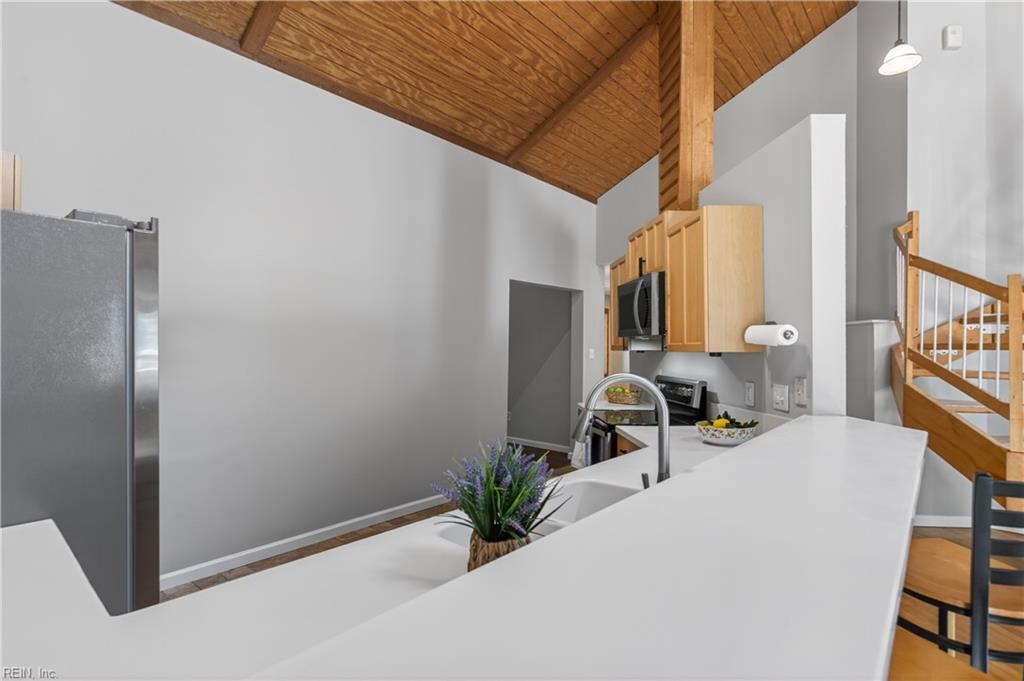 1605 Cornus CT