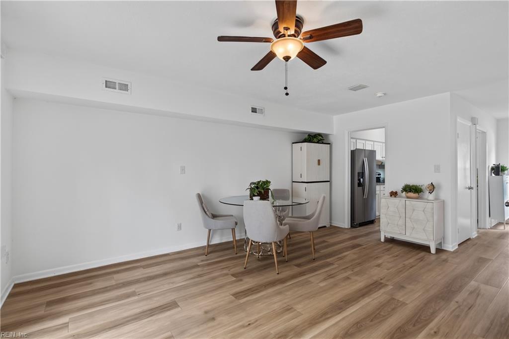 435 Barberton DR