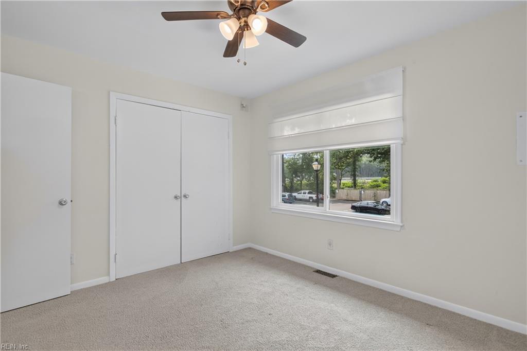 435 Barberton DR