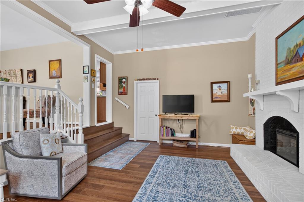 302 Jordan DR