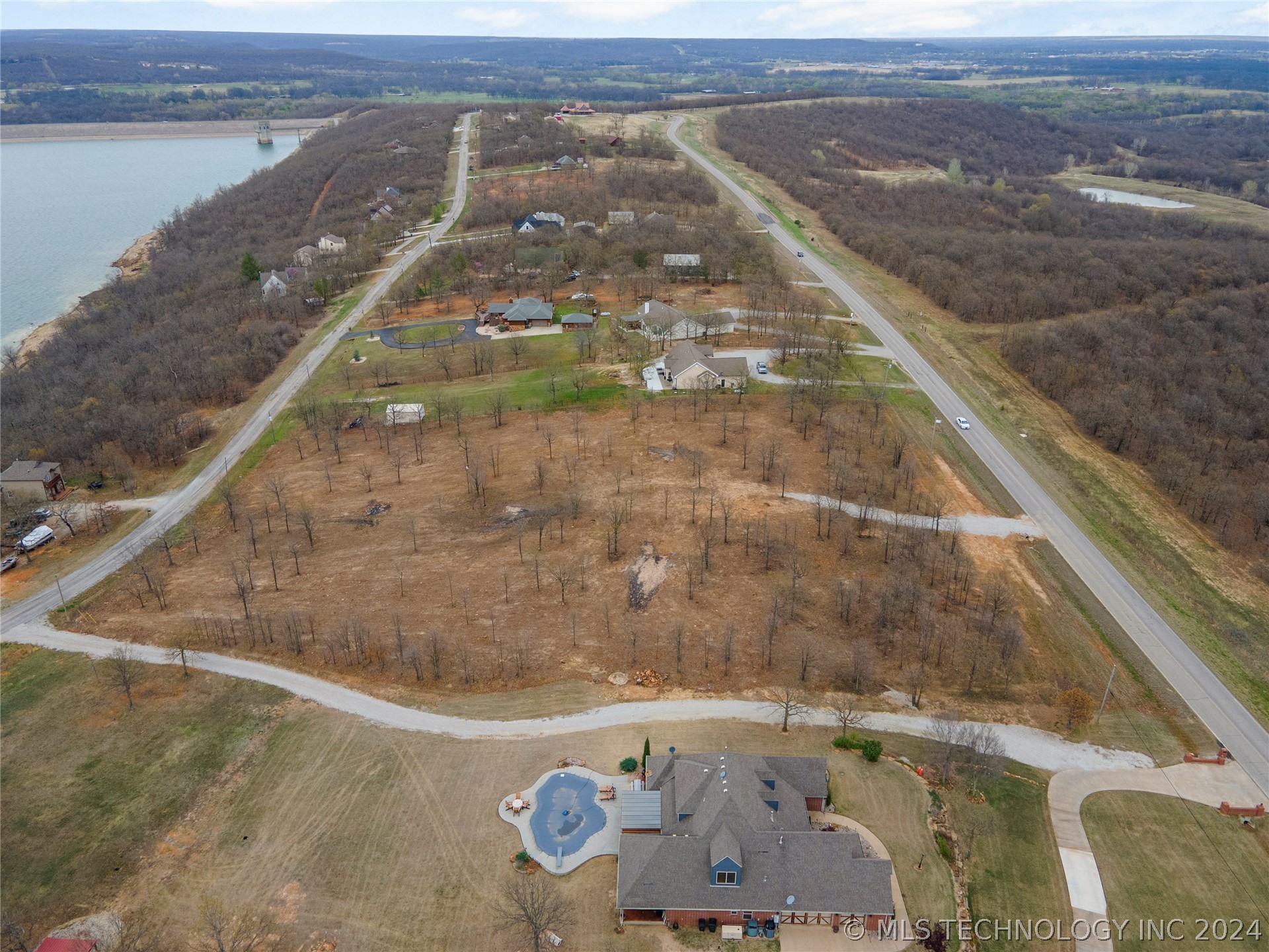 12778 Lake Road
