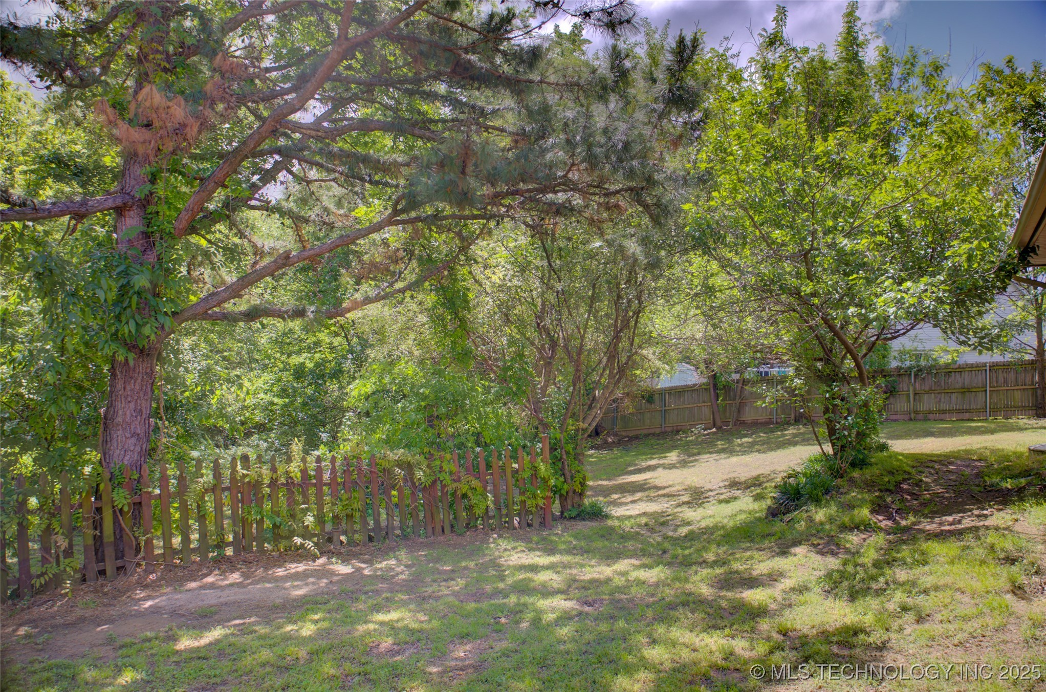 9701 Springlake Drive
