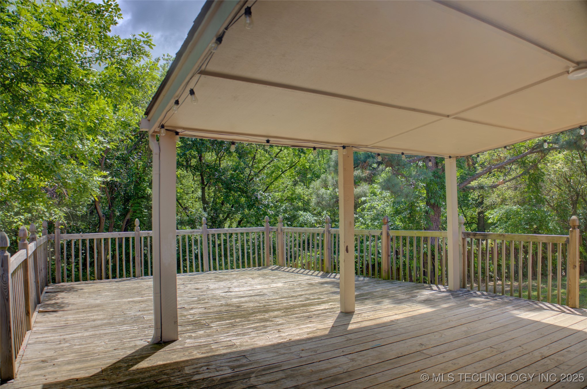 9701 Springlake Drive