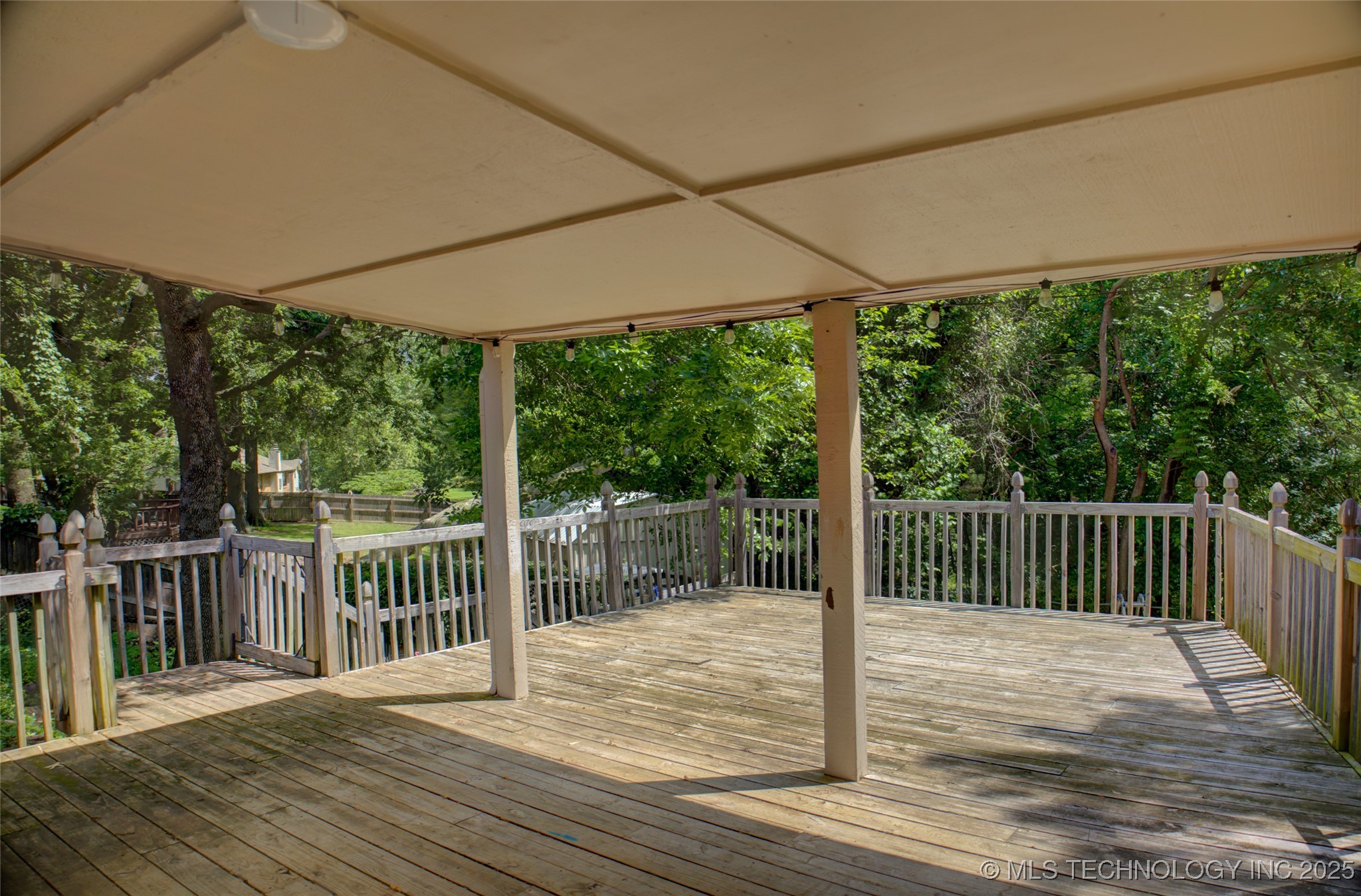 9701 Springlake Drive