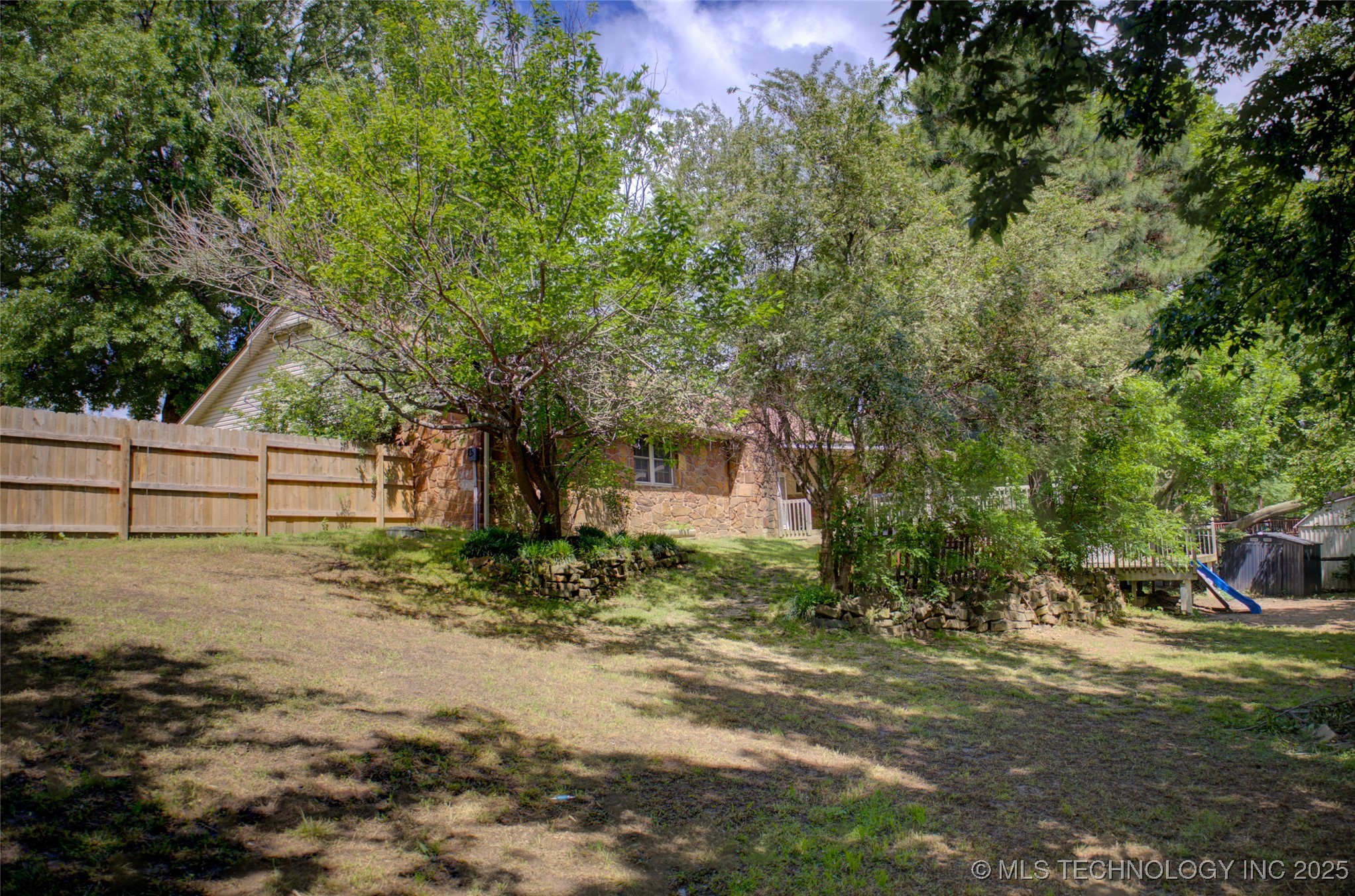 9701 Springlake Drive