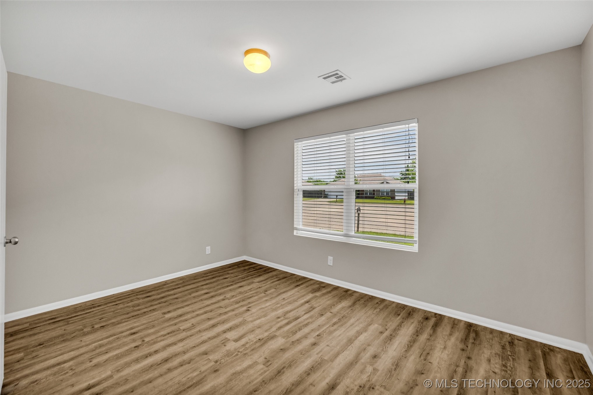 2801 Lariat Lane