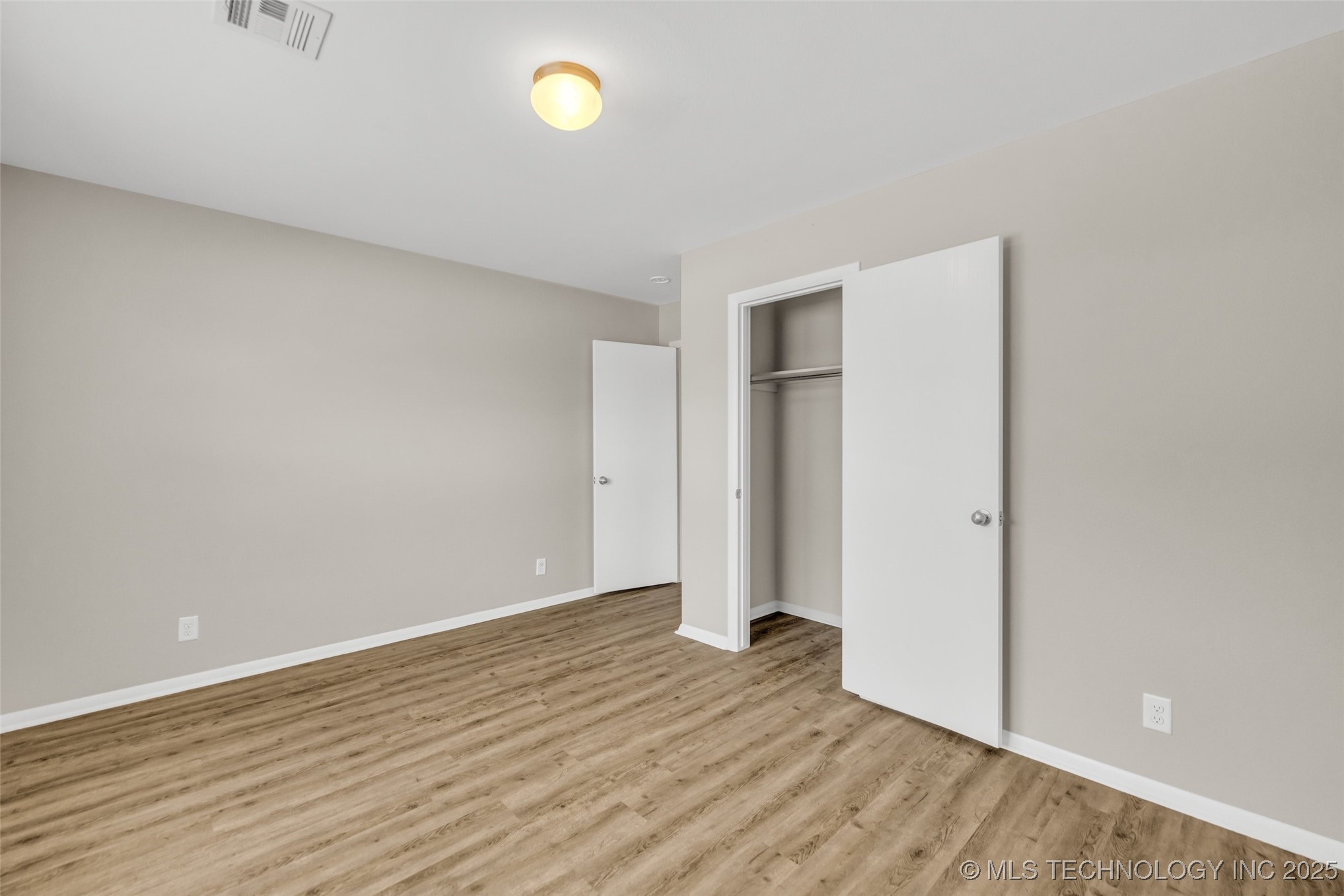 2801 Lariat Lane