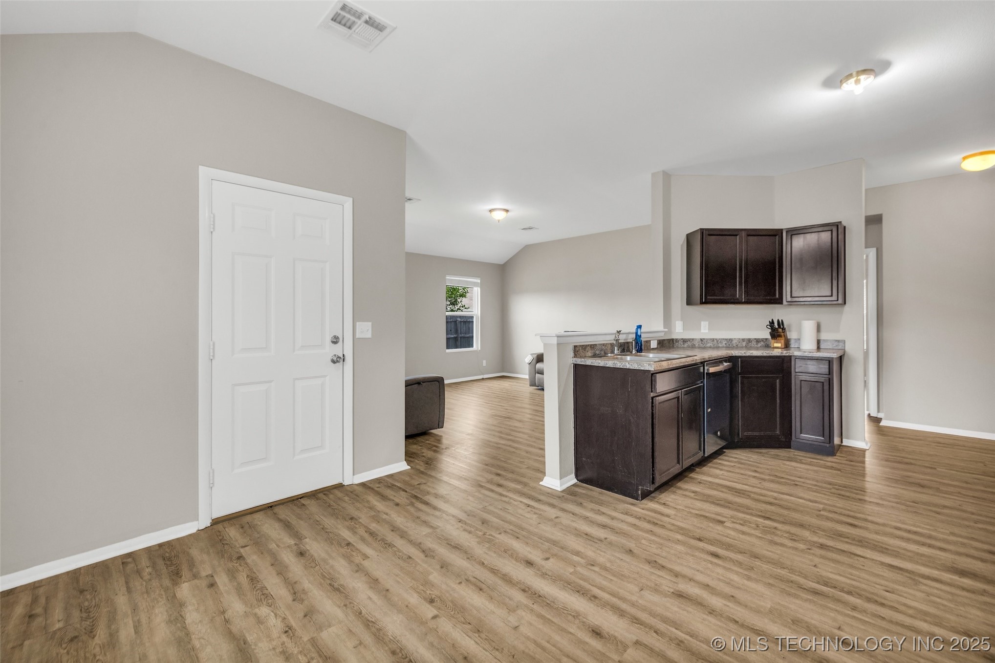 2801 Lariat Lane