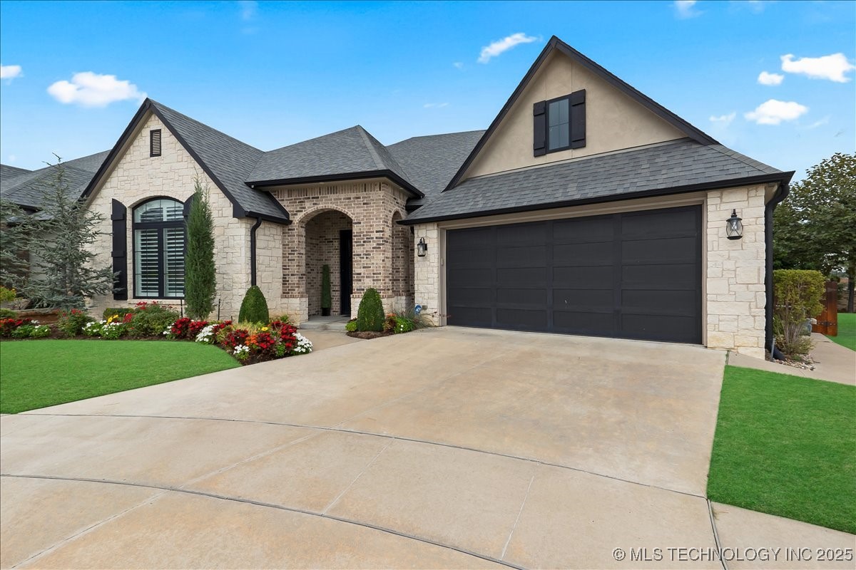 1105 W 84th Street