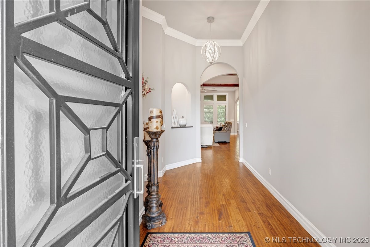 1105 W 84th Street