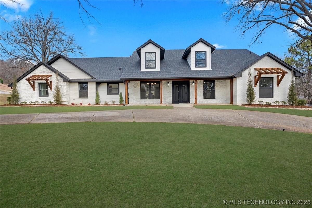 3709 E 80th Street
