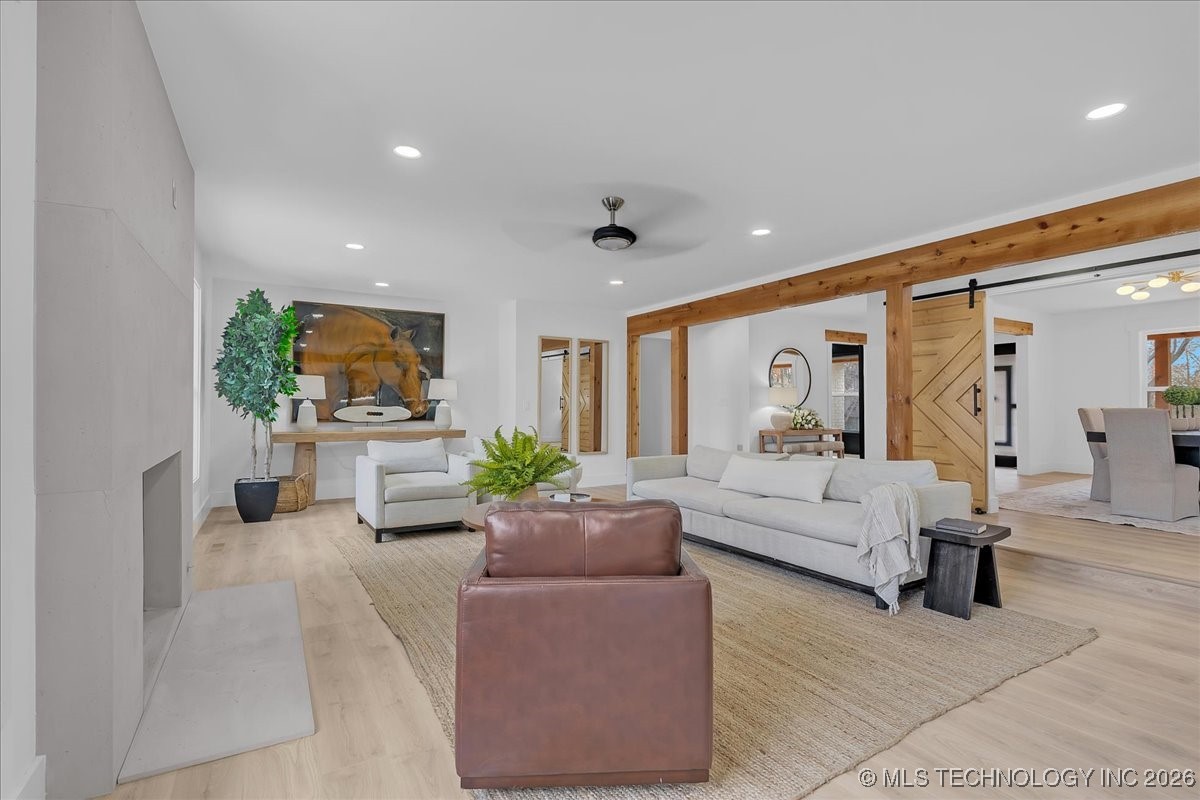 3709 E 80th Street
