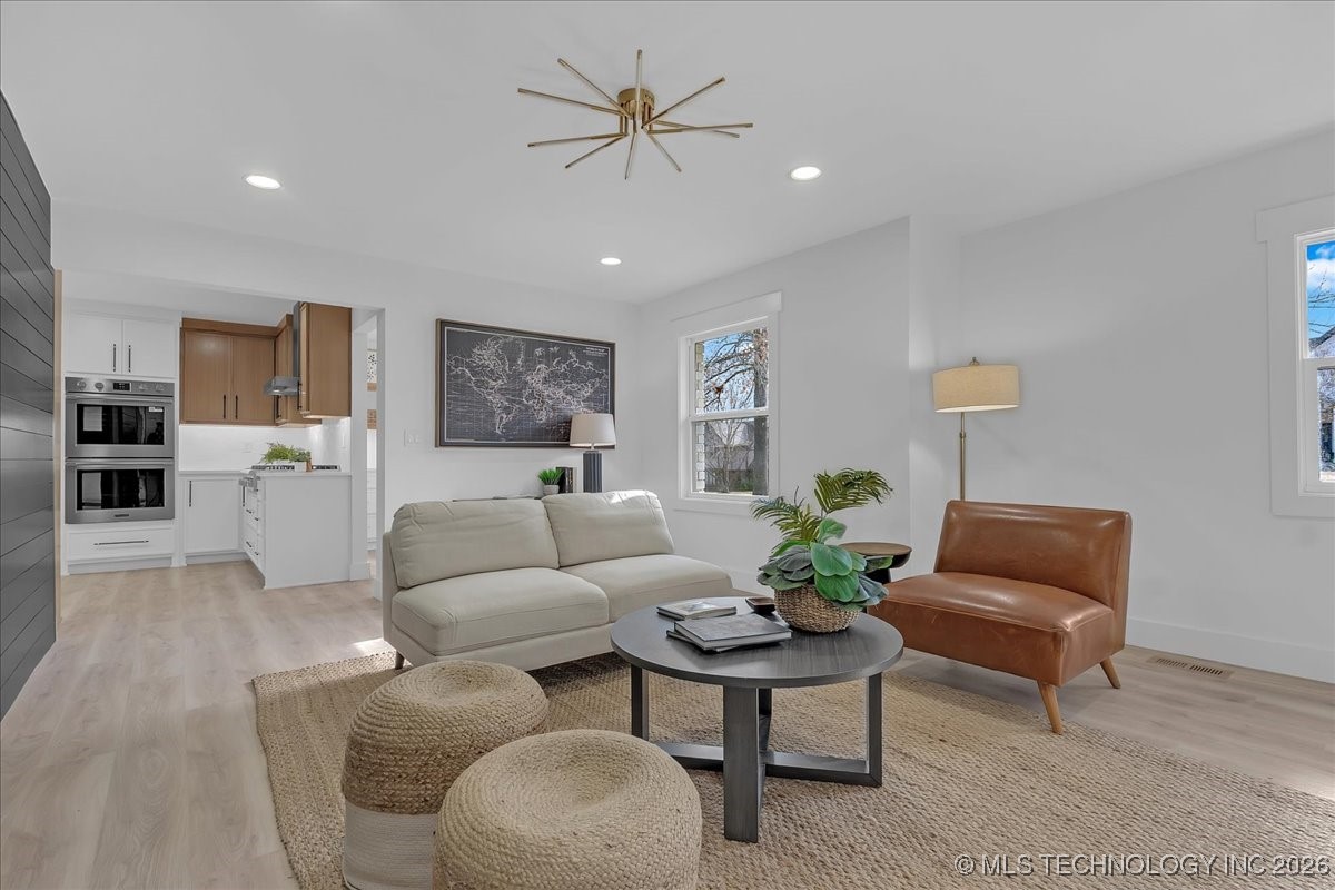 3709 E 80th Street