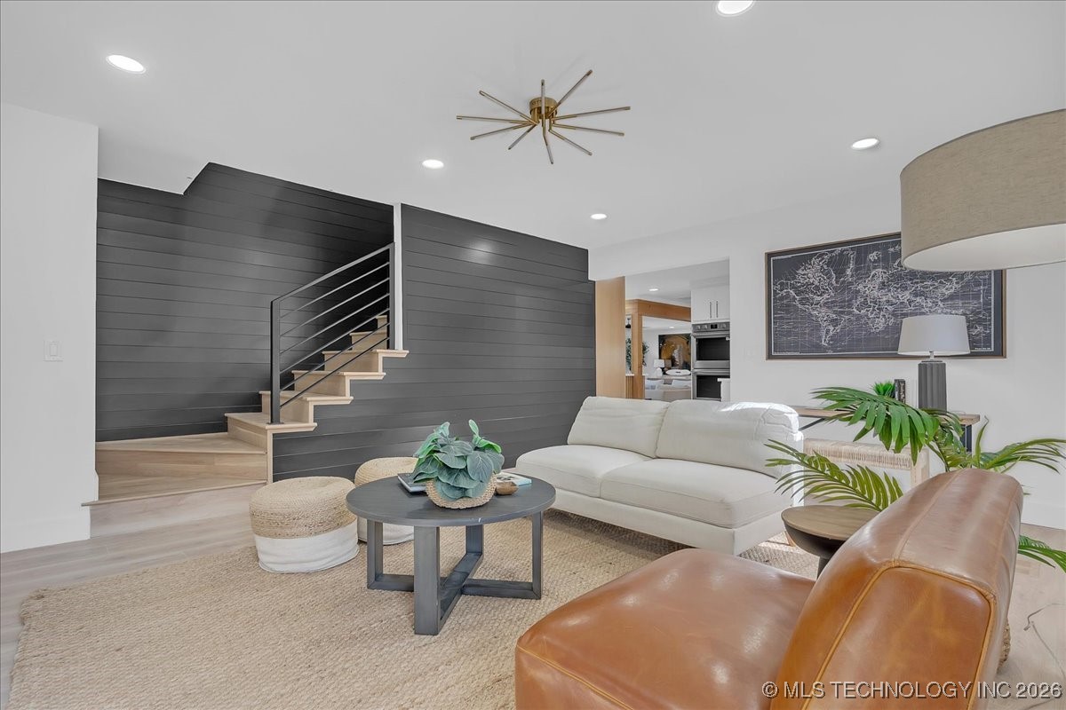 3709 E 80th Street