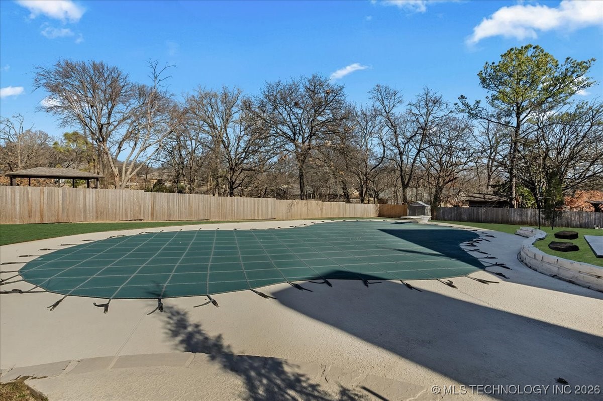 3709 E 80th Street
