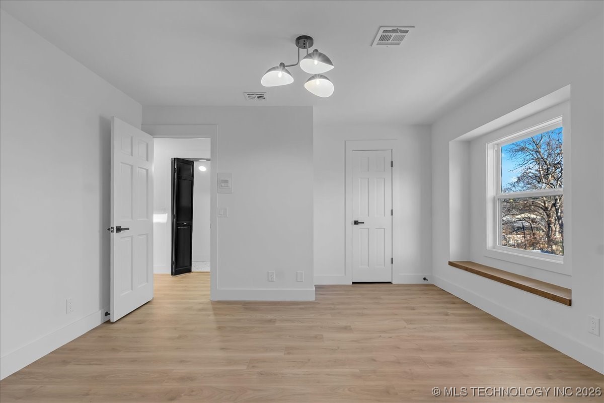 3709 E 80th Street