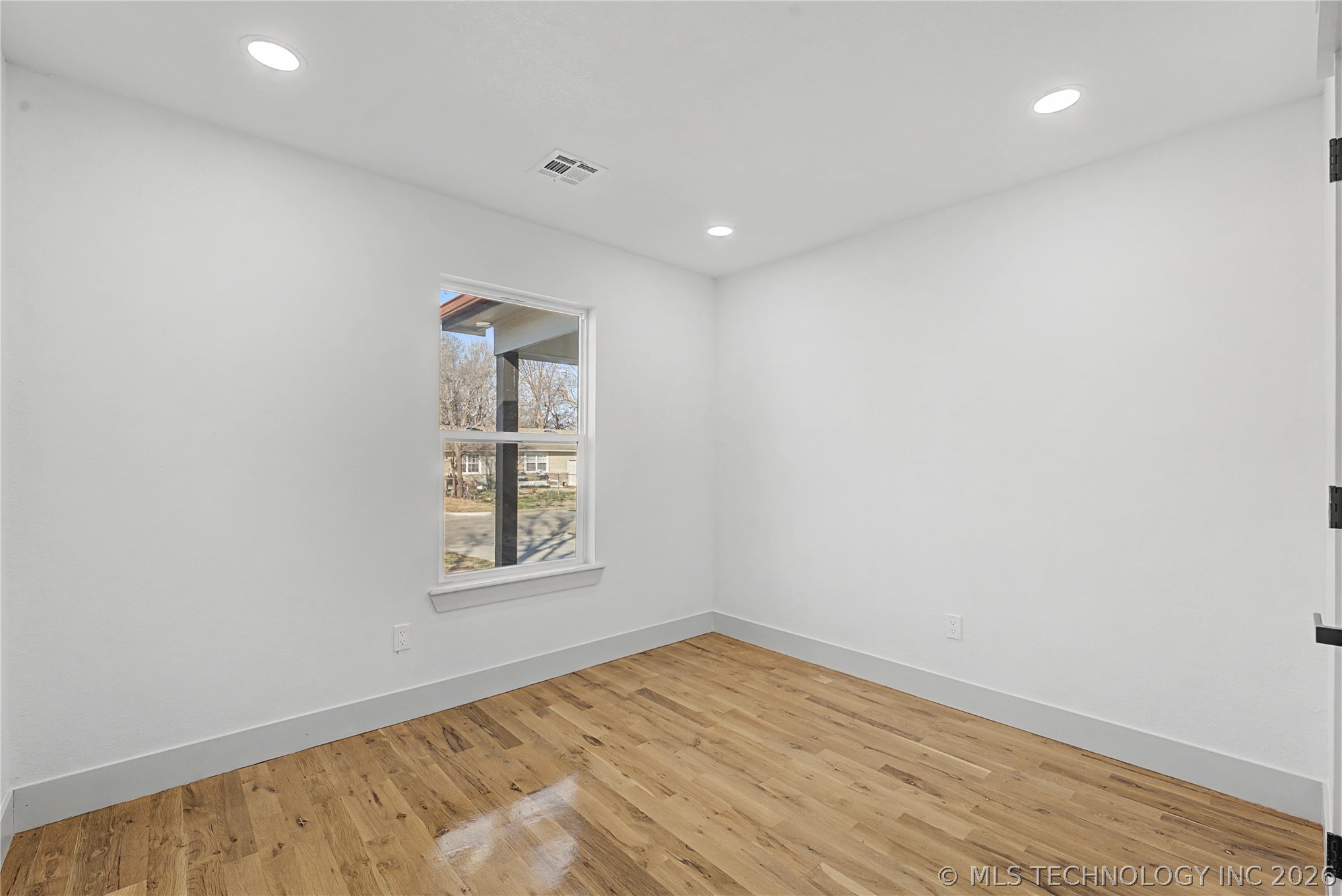 1333 N Irvington Avenue